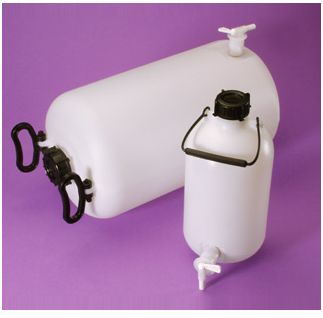 Butle, kanistry i butelki laboratoryjne Aptaca Nuova HDPE z kranikiem