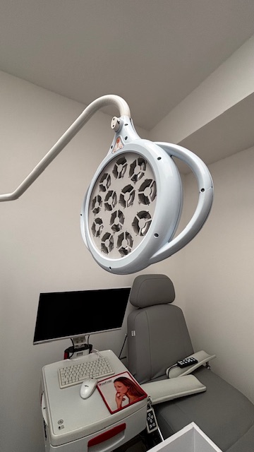 Lampy operacyjne używane RIMSA Lampa Pentaled 12 Używana