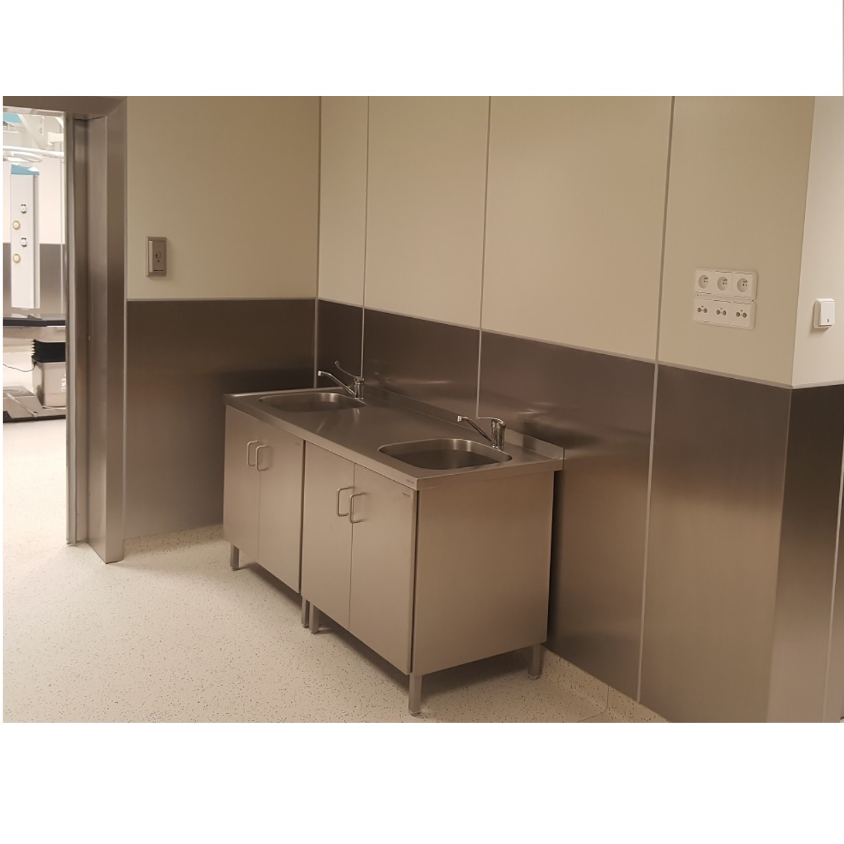 Szafki laboratoryjne Wiejak ZM