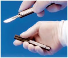 Uchwyty (trzonki) do skalpeli i ostrzy chirurgicznych DeRoyal Canica - D9610