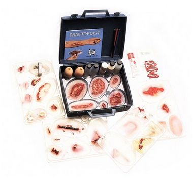 Zestawy do pozoracji ran Laerdal PRACTOPLAST