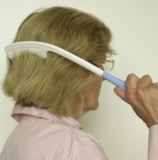 Akcesoria kosmetyczne dla osób niepełnosprawnych PDS CARE Grzebień z długą rączką