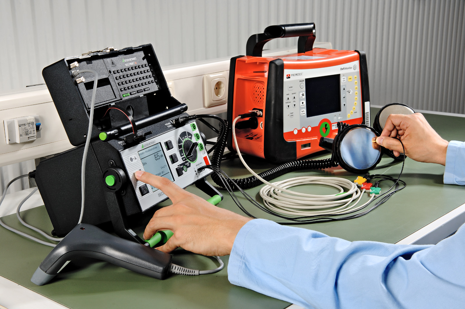 Analizatory bezpieczeństwa elektrycznego GOSSEN METRAWATT SECULIFE ST/ SECULIFE ST HV