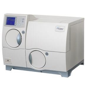 Analizatory do identyfikacji drobnoustrojów i lekowrażliwości bioMerieux VITEK 2 Compact