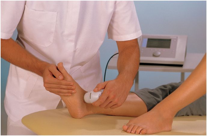 Aparaty do terapii ultradźwiękowej w rehabilitacji GymnaUniphy N.V. Pulson 200