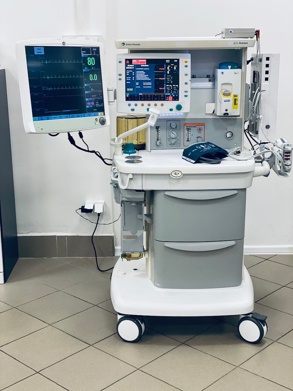 Aparaty do znieczulenia ogólnego używane B/D Dr Medica używane