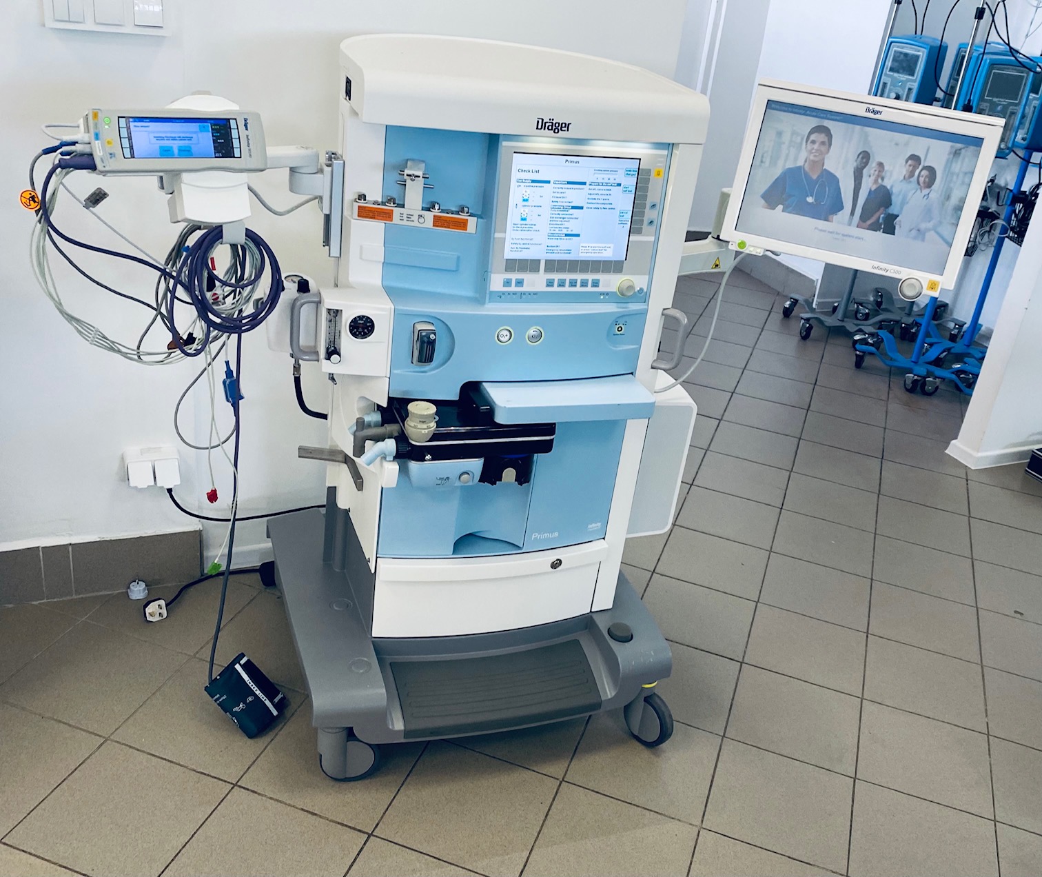 Aparaty do znieczulenia ogólnego używane B/D Dr Medica używane