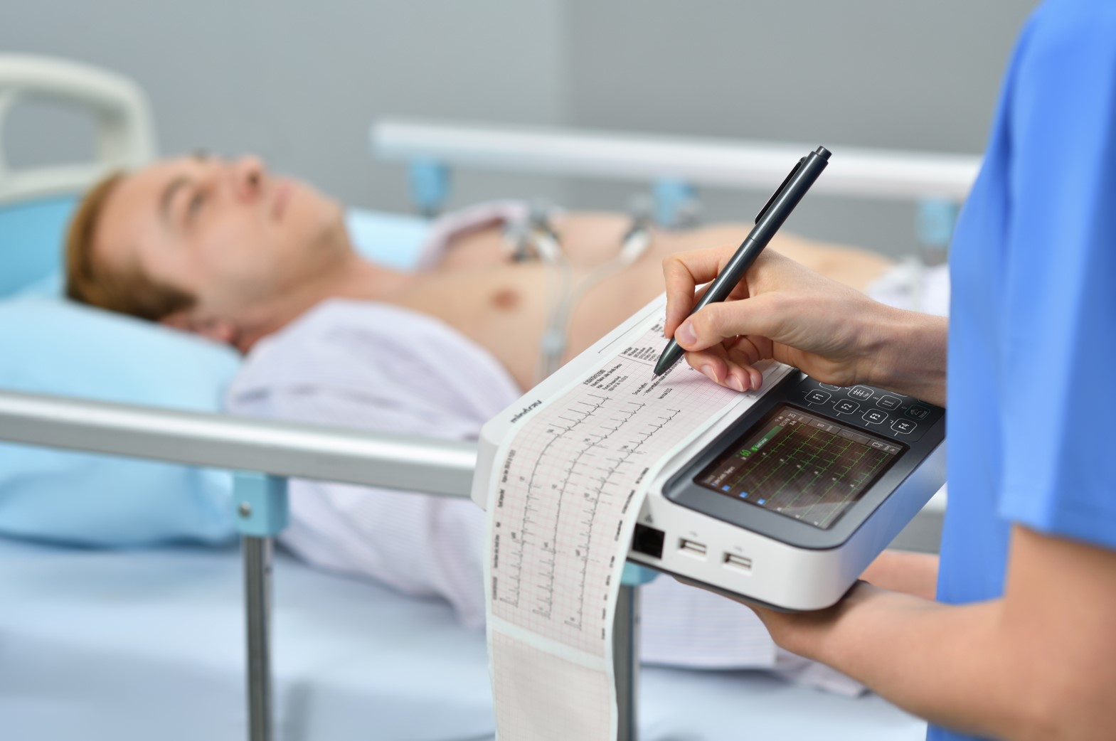 Aparaty EKG - Elektrokardiografy MINDRAY BeneHeart R300