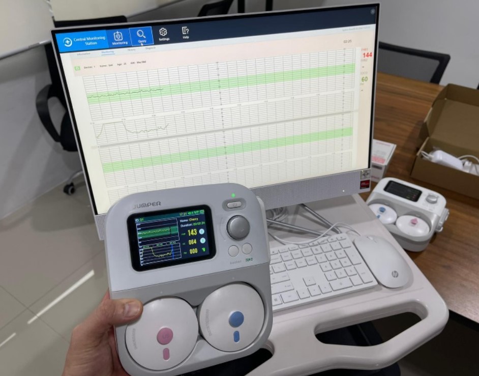 Aparaty KTG - kardiotokografy Jumper JPD-300E