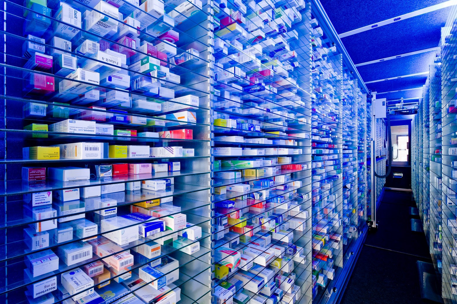 Automaty do dystrybucji leków meditech MT.XL