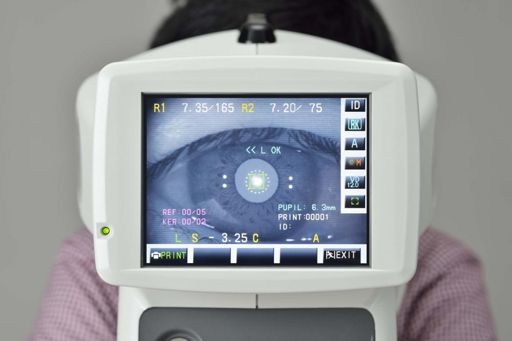 Autorefraktometry (autokeratorefraktometry) VISIONIX Speedy-K2