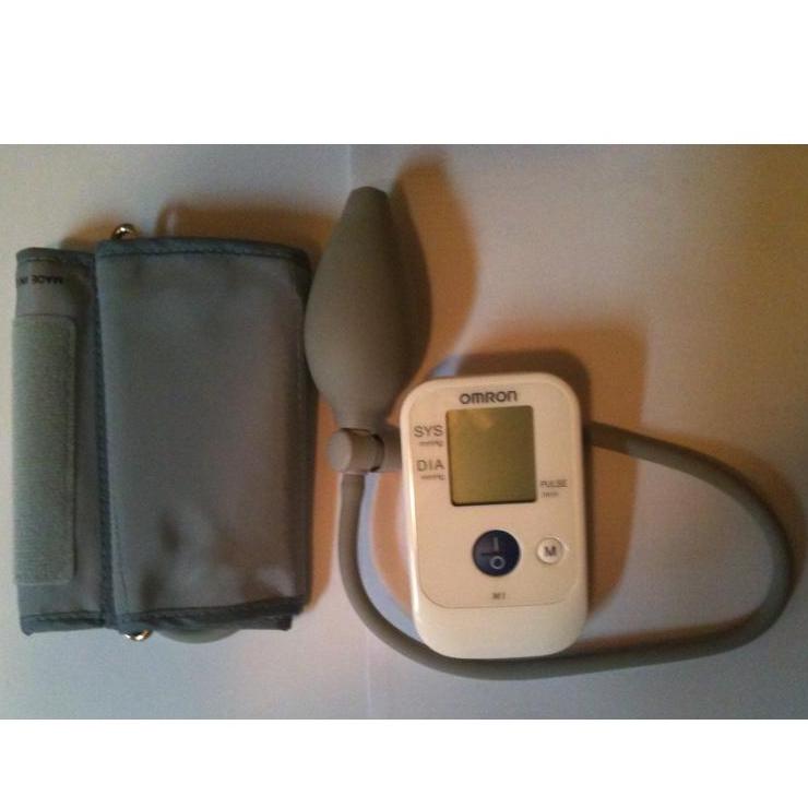 Ciśnieniomierze elektroniczne OMRON M1N