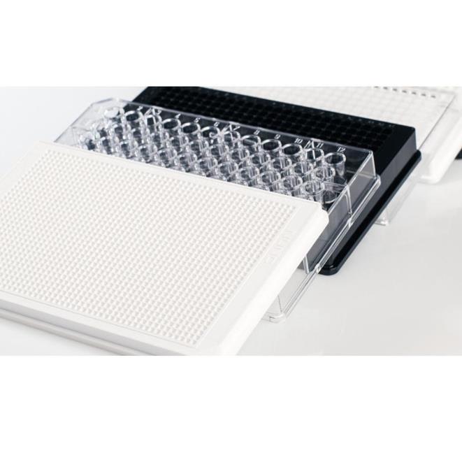 Czytniki mikropłytek ELISA BMG Labtech FLUOstar Omega