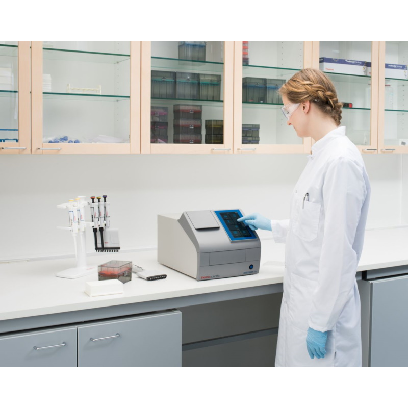 Czytniki mikropłytek ELISA Labsystems Life Science Sky