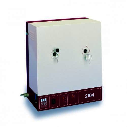 Destylatory wody GFL 2108