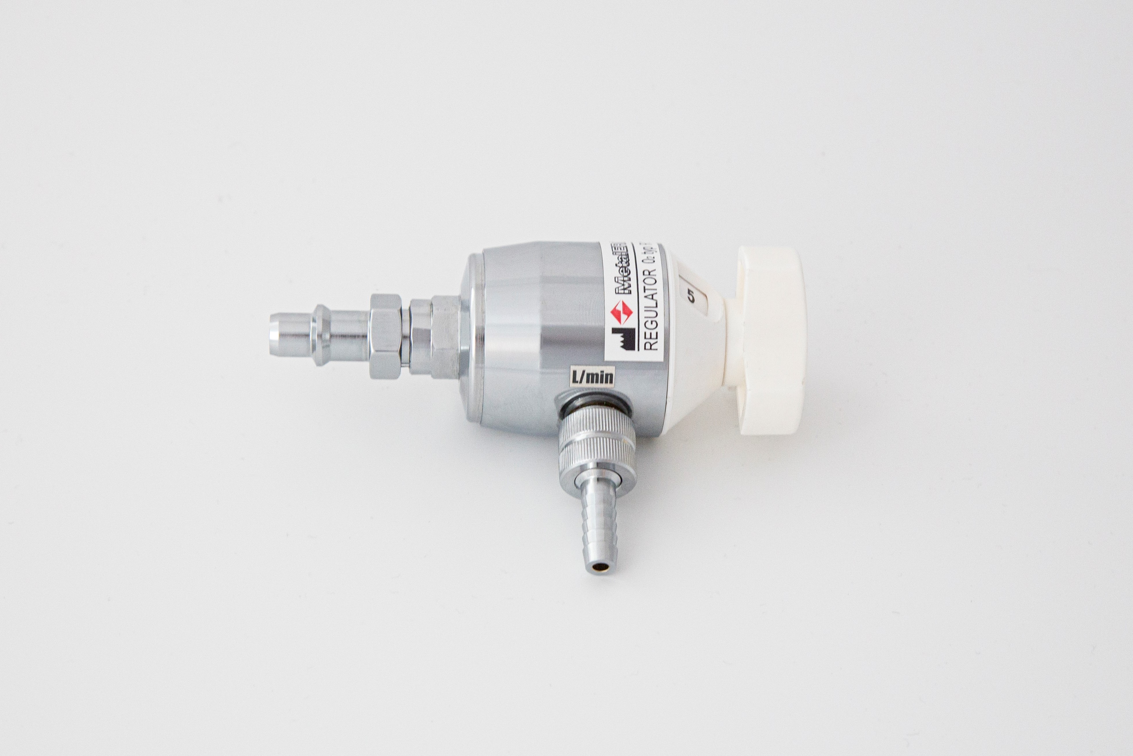 Dozowniki tlenu, powietrza i innych gazów medycznych METALERG R100