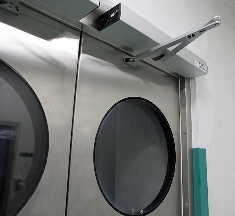 Drzwi medyczne Wiejak zawiasowe automatyczne