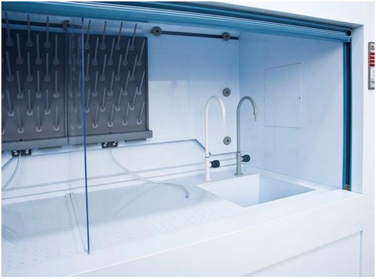 Dygestoria i wyciągi laboratoryjne TopAir Systems FH-PP