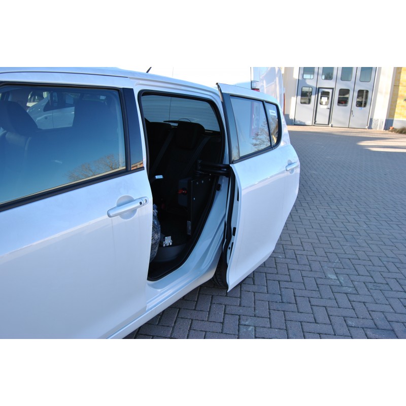 Elektrycznie przesuwane drzwi tylne dla osób niepełnosprawnych B/D Elektrycznie przesuwane drzwi tylne