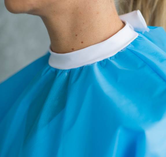 Fartuchy chirurgiczne jednorazowe B/D Fartuch barierowy niebieski