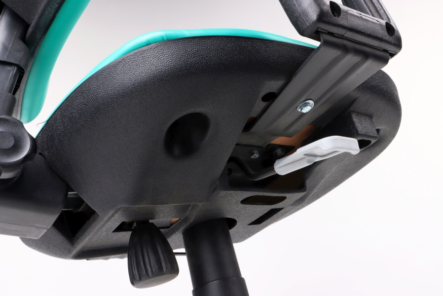 Fotele lekarskie (operatora) używane B/D CPM G. HUG - Praiston rekondycjonowany