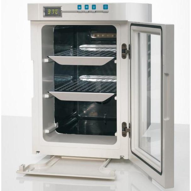 Inkubatory CO2 THERMO SCIENTIFIC IMC 18