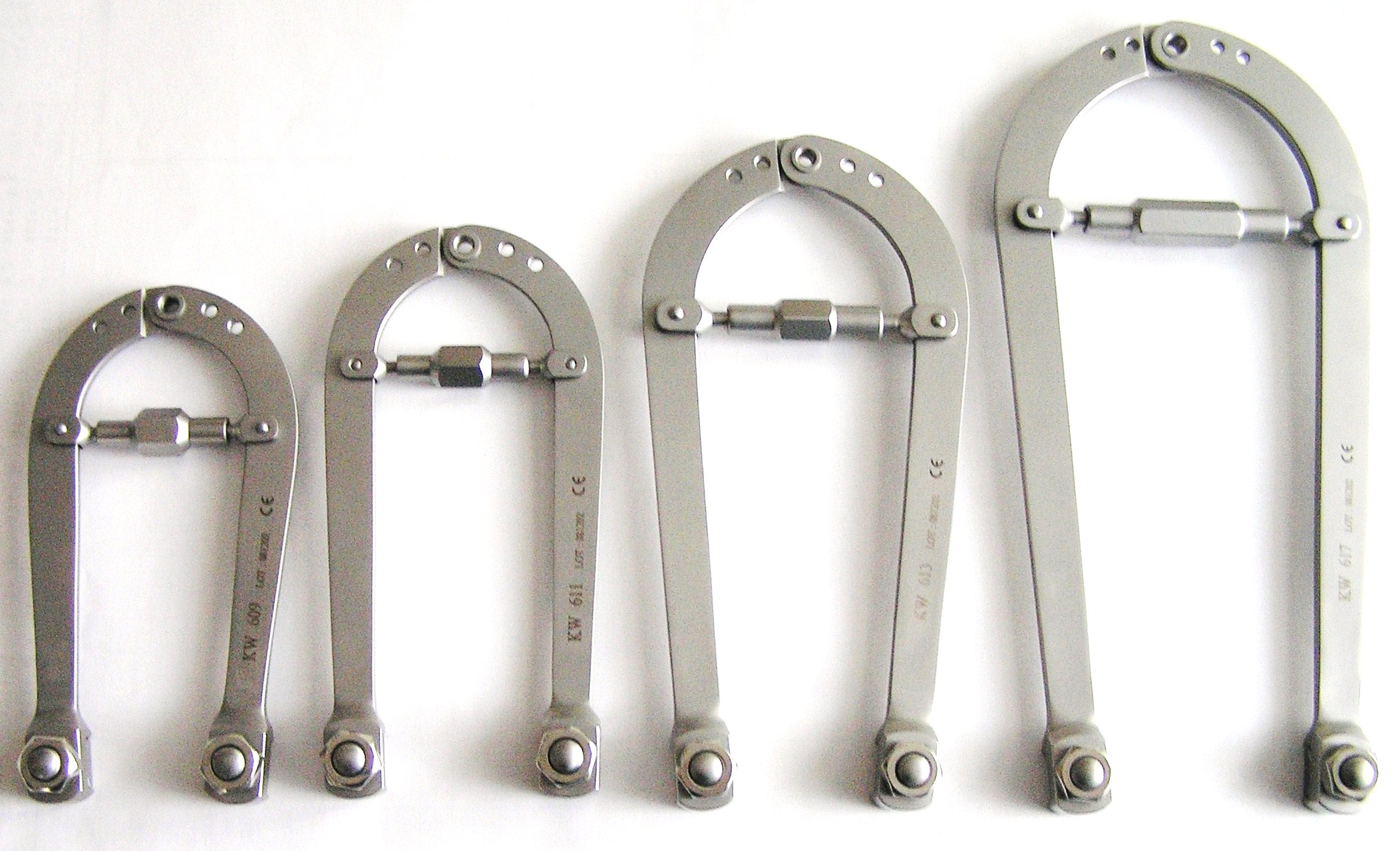 Klamry wyciągowe ATMED Zygmunt Rafalski Klamra wyciągowa typ Kirschner II