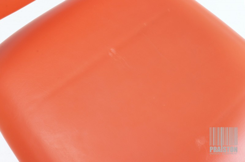 Krzesła medyczne i laboratoryjne używane B/D Simpex Objekt - Praiston rekondycjonowany