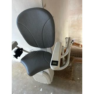 Krzesła schodowe używane B/D Platinum Curve - używane