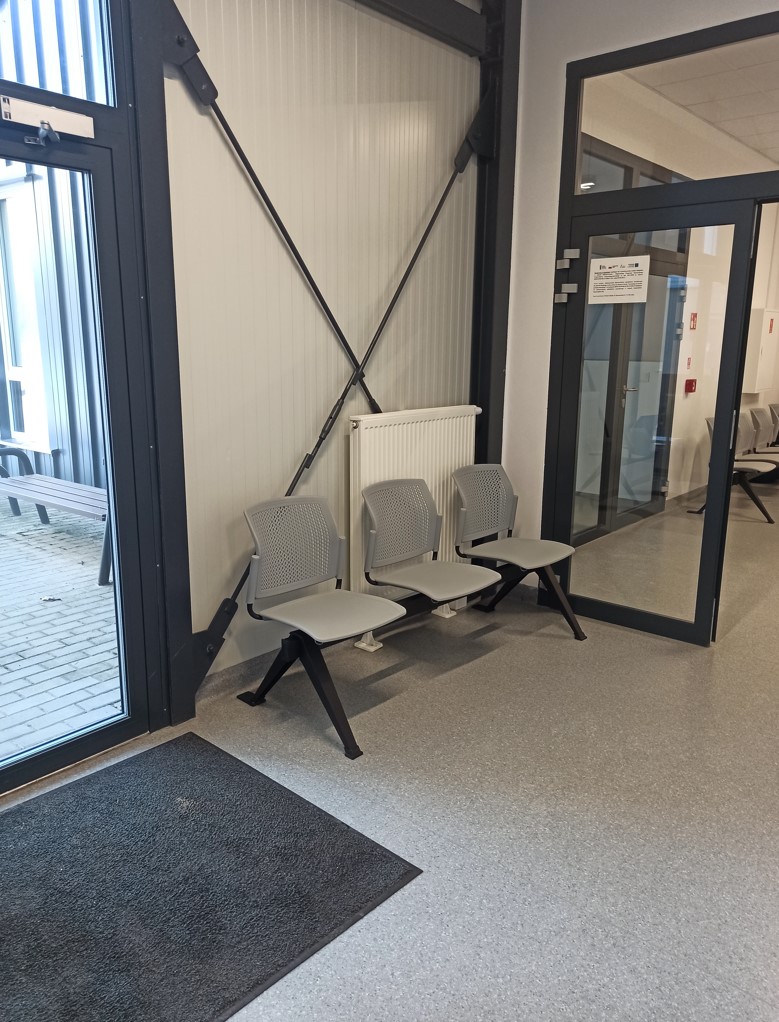 Ławki do poczekalni medycznych MEBLANT 4JOB