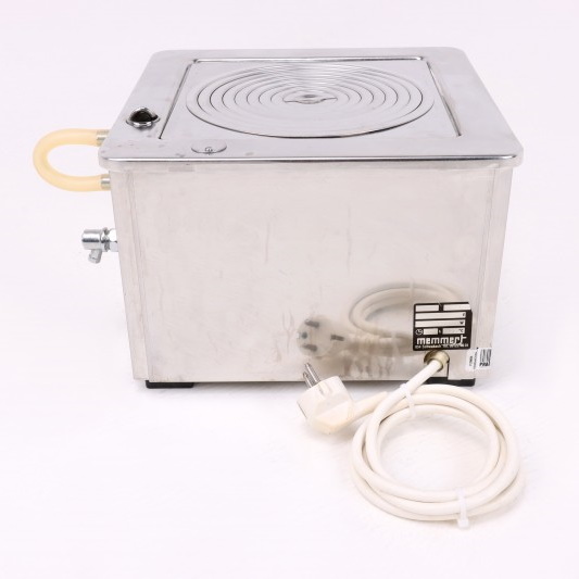 Łaźnie wodne używane B/D Memmert 200 VR - Praiston rekondycjonowany