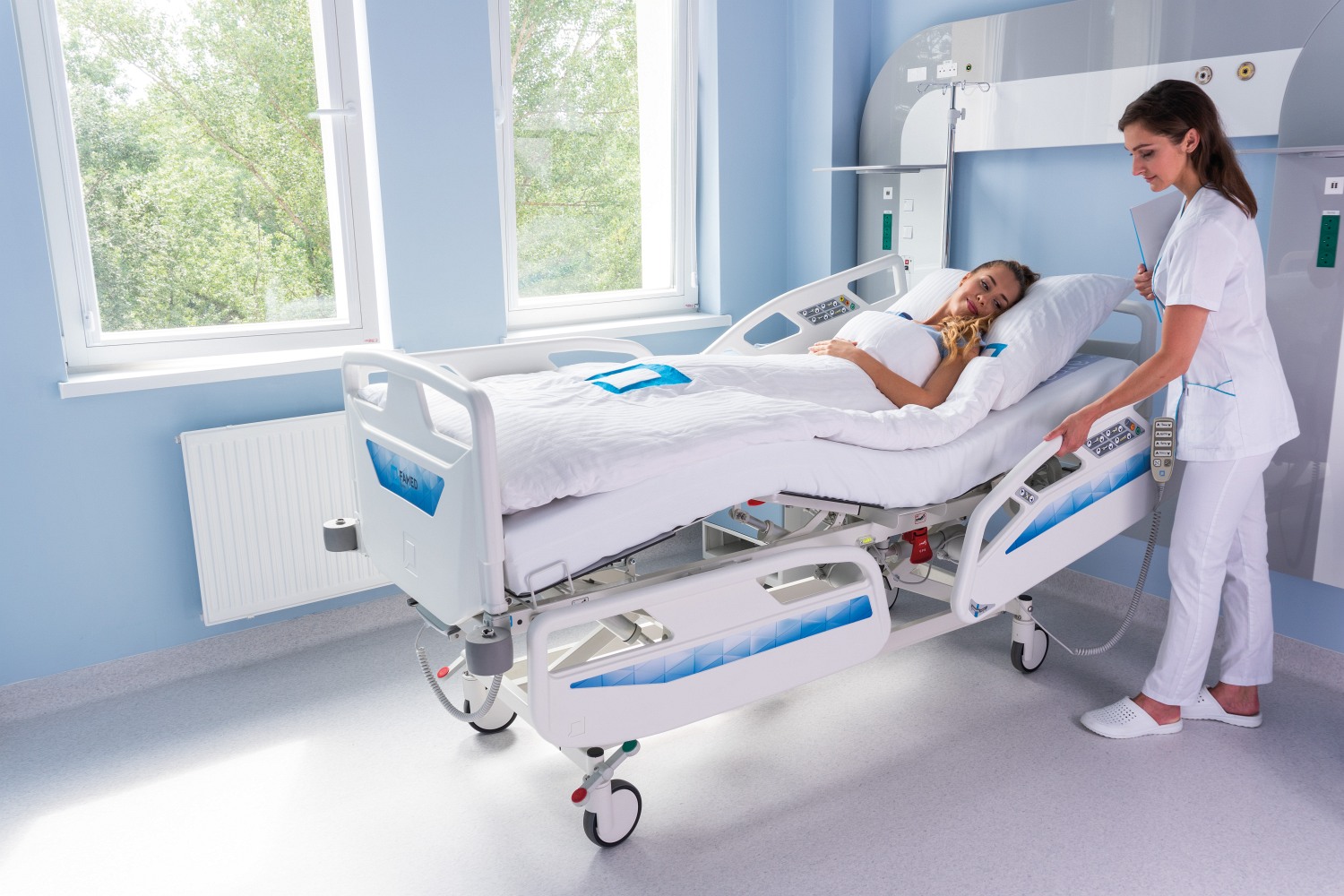 Łóżka do intensywnej terapii - Łóżka na OIT (OIOM) Famed Nexo