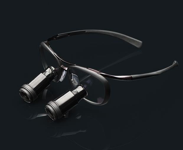 Lupy zabiegowe Univet s.r.l. BLACK Edition