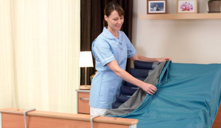 Materace przeciwodleżynowe zmiennociśnieniowe Arjo Alpha Active 4