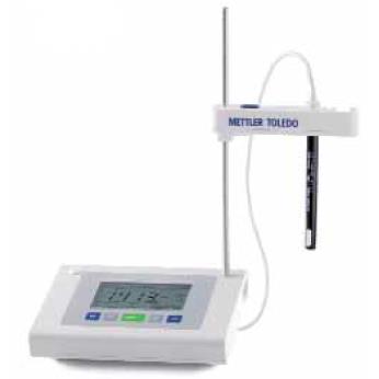Mierniki konduktometryczne (konduktometry laboratoryjne) Mettler Toledo FiveEasy F30/Plus FP30