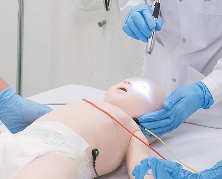 Modele zabiegowe Laerdal SimBaby