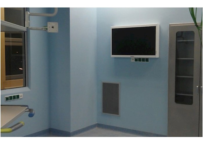 Monitory medyczne ULTRAVIOL monitor medyczny 32"