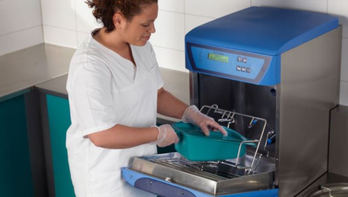 Myjnie do kaczek i basenów Arjo Tornado