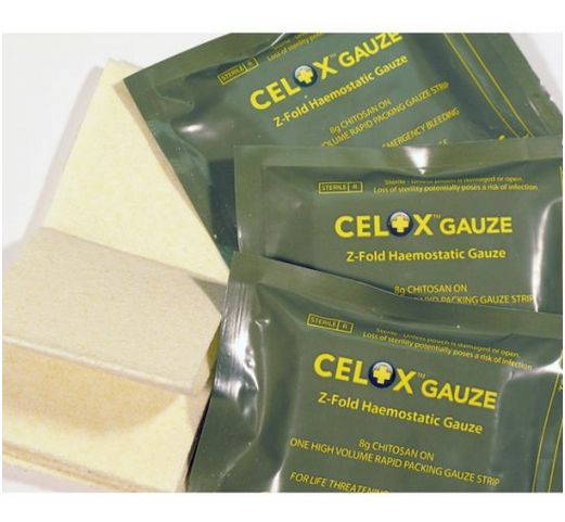 Opatrunki hemostatyczne do tamowania krwotoków Med Trade CELOX Z-FOLD GAUZE