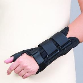 Ortezy przedramienno – nadgarstkowe (stabilizatory nadgarstka) Pani Teresa Medica PT0968