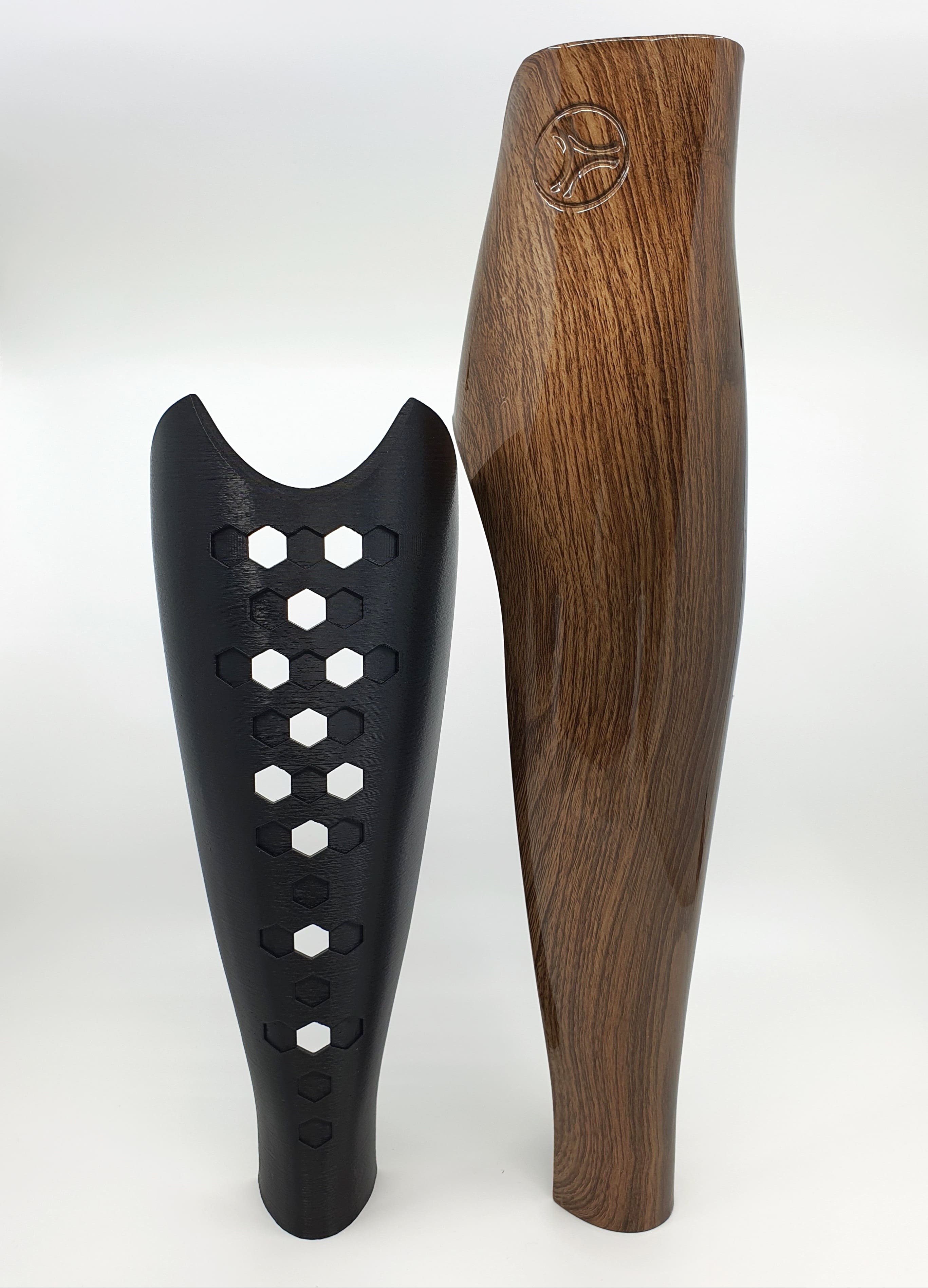 Osłony kosmetyczne protez kończyn dolnych Design Pro Technology Hydrografika