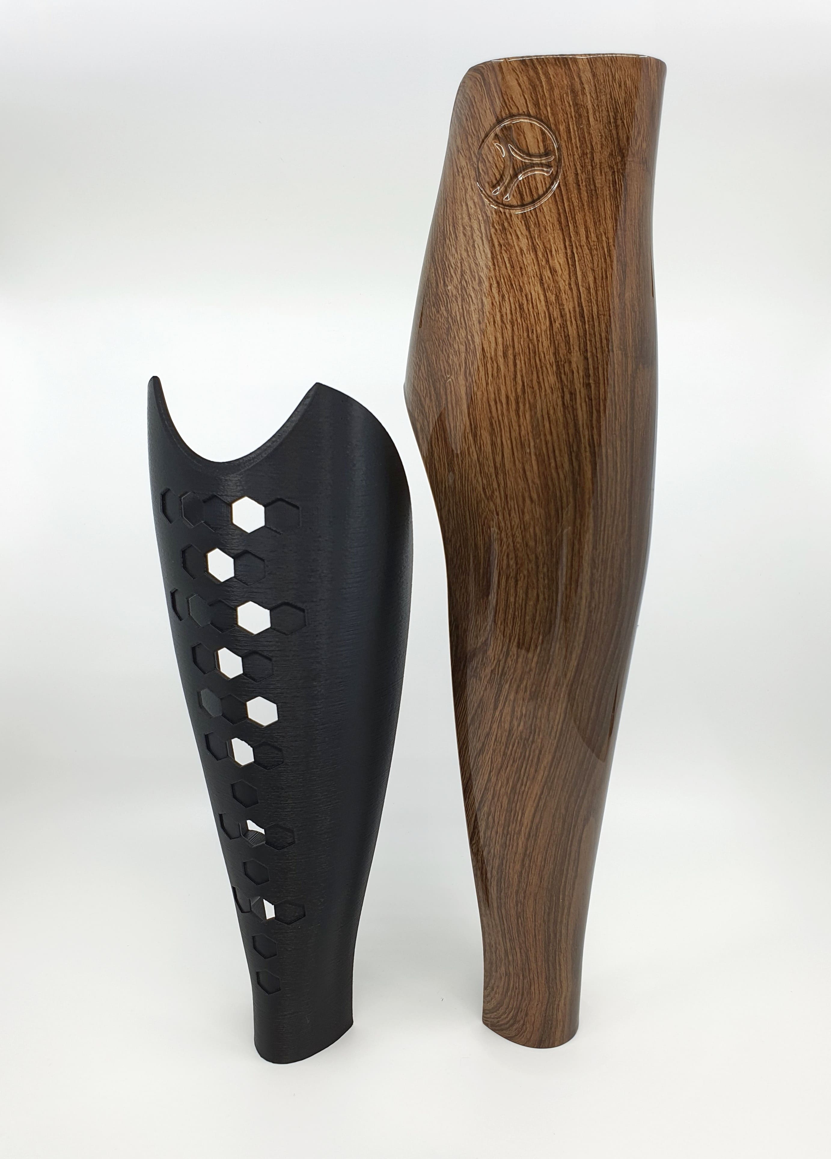 Osłony kosmetyczne protez kończyn dolnych Design Pro Technology Hydrografika