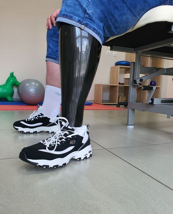 Osłony kosmetyczne protez kończyn dolnych Design Pro Technology Hydrografika