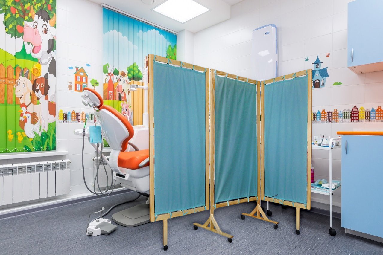 Parawany szpitalne - medyczne Promedyczne skrzydłowy