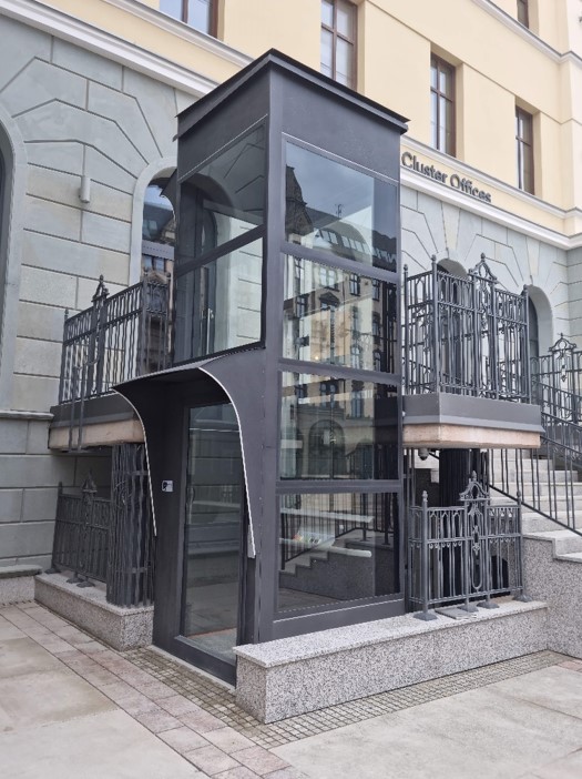 Podnośniki platformowe (windy dla niepełnosprawnych) CIBES LIFT AB A5000