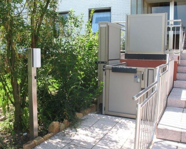 Podnośniki platformowe (windy dla niepełnosprawnych) Garaventa OPAL podnośnik śrubowy do 3 m