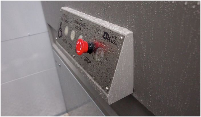 Podnośniki platformowe (windy dla niepełnosprawnych) Producent - Polska B900