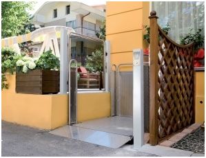 Podnośniki platformowe (windy dla niepełnosprawnych) Producent - Włochy SILVER EXTRALARGE