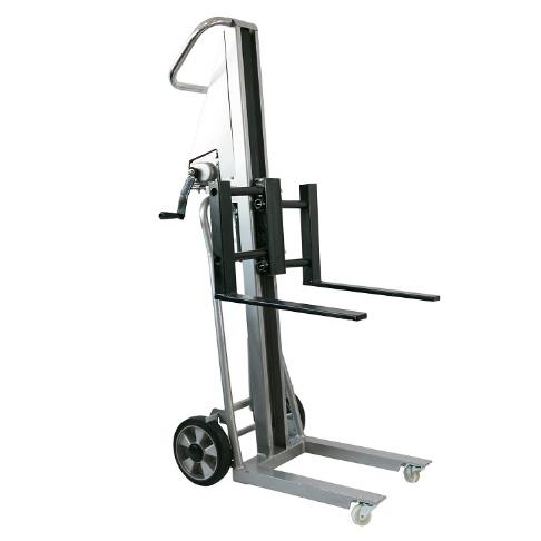 Podnośniki towarowe TITAN 120