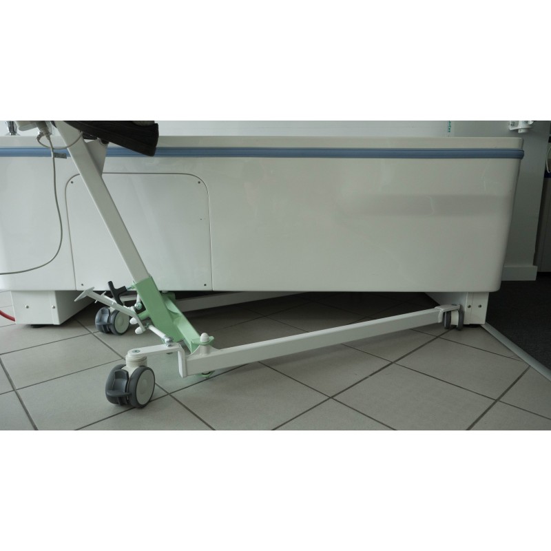 Podnośniki transportowo - kąpielowe jezdne LeviCare J130/160/190
